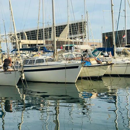 Sleep & Boats Barcelona City Sant Adria de Besos Ngoại thất bức ảnh